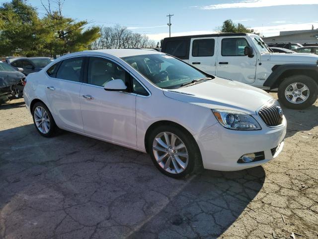 1G4PS5SK0F4163362 - 2015 BUICK VERANO WHITE photo 4