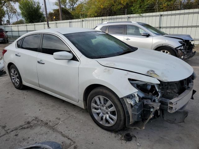 1N4AL3AP8HN341109 - 2017 NISSAN ALTIMA 2.5 WHITE photo 4