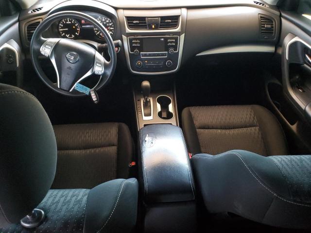 1N4AL3AP4GC111335 - 2016 NISSAN ALTIMA 2.5 WHITE photo 8