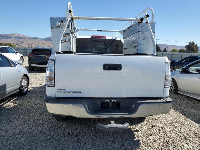 5TFRV54137X027901 - 2007 TOYOTA TUNDRA DOUBLE CAB SR5 WHITE photo 6