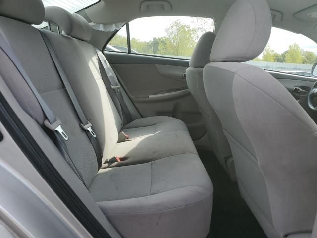 JTDBU4EE3AJ082584 - 2010 TOYOTA COROLLA BASE Серебристый фото 10