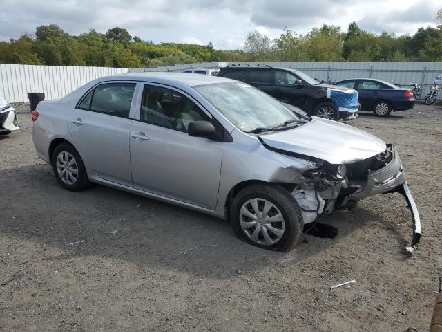 JTDBU4EE3AJ082584 - 2010 TOYOTA COROLLA BASE Серебристый фото 4