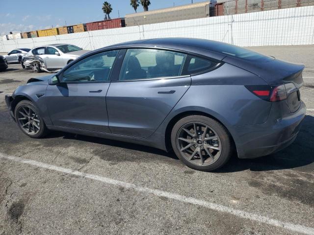 5YJ3E1EA7PF618627 - 2023 TESLA MODEL 3 Gris foto 2