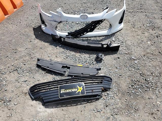 JTKJF5C79FJ011972 - 2015 TOYOTA SCION TC თეთრი ფოტო 12