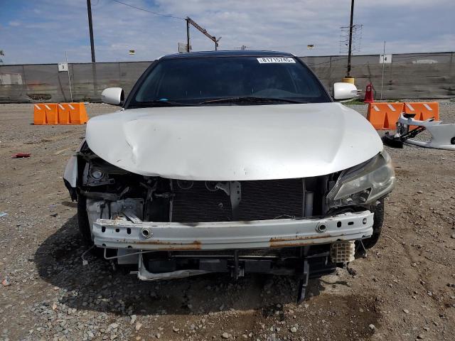 JTKJF5C79FJ011972 - 2015 TOYOTA SCION TC თეთრი ფოტო 5