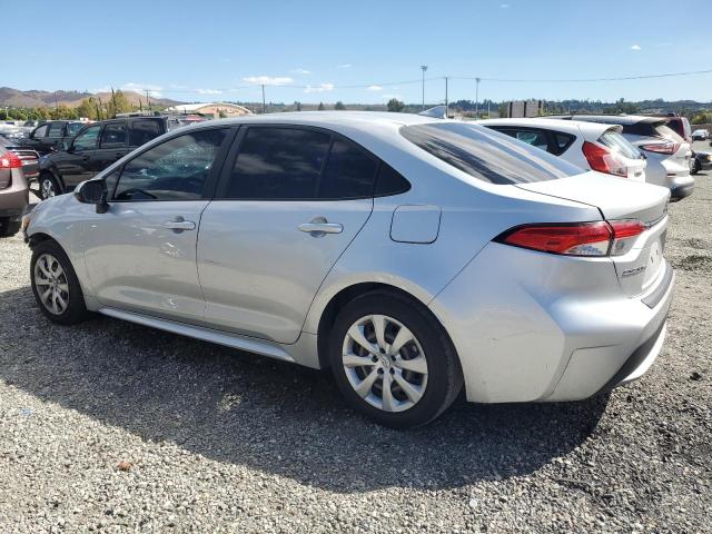 JTDEPRAEXLJ098887 - 2020 TOYOTA COROLLA LE SILVER photo 2