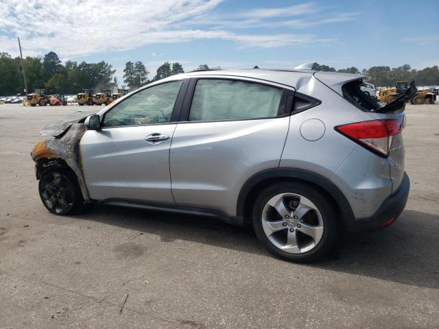 3CZRU6H32KG711866 - 2019 HONDA HR-V LX SILVER photo 2
