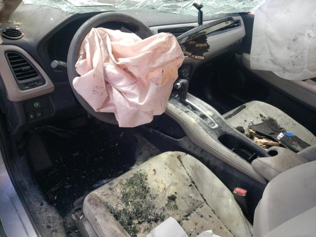 3CZRU6H32KG711866 - 2019 HONDA HR-V LX SILVER photo 8