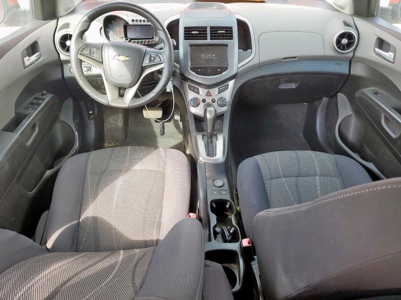 1G1JC6SH6D4112570 - 2013 CHEVROLET SONIC LT წითელი ფოტო 8