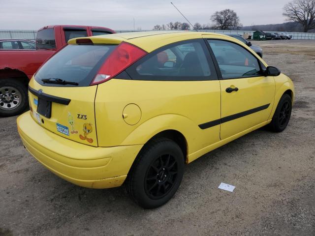 3FAFP31304R107349 - 2004 FORD FOCUS ZX3 YELLOW photo 3