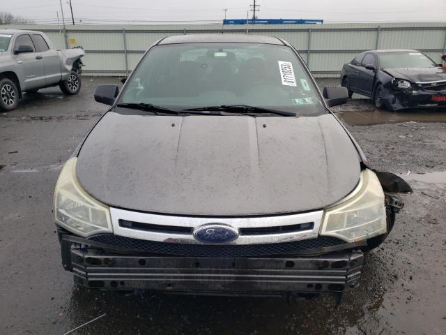 1FAHP3FN0AW119979 - 2010 FORD FOCUS SE GRAY photo 5