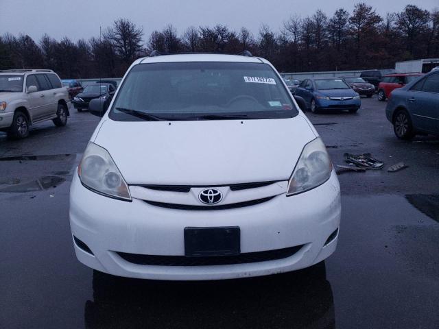 5TDBK23C78S018329 - 2008 TOYOTA SIENNA LE WHITE photo 5