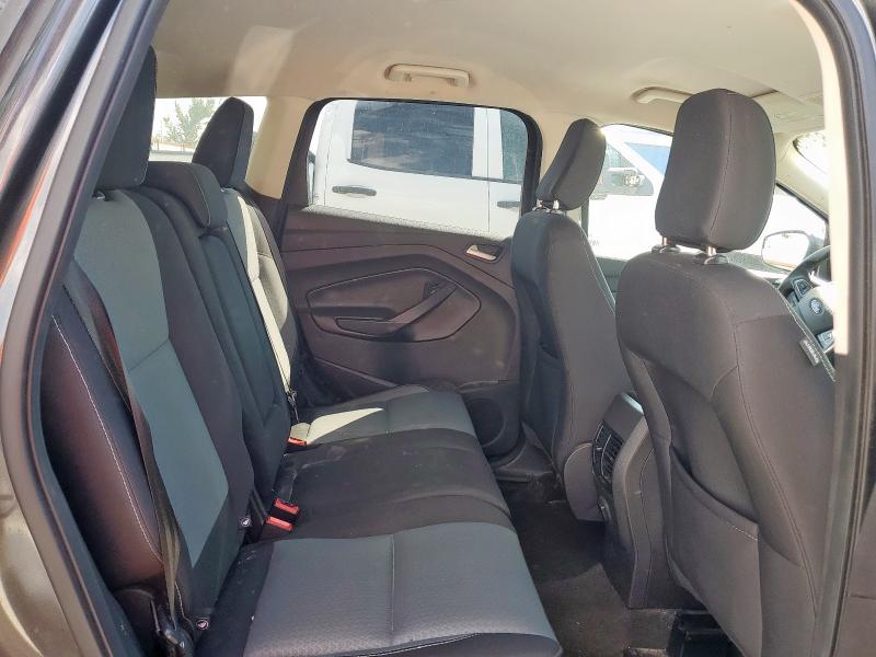 1FMCU9G92JUB49252 - 2018 FORD ESCAPE SE ნაცრისფერი ფოტო 10