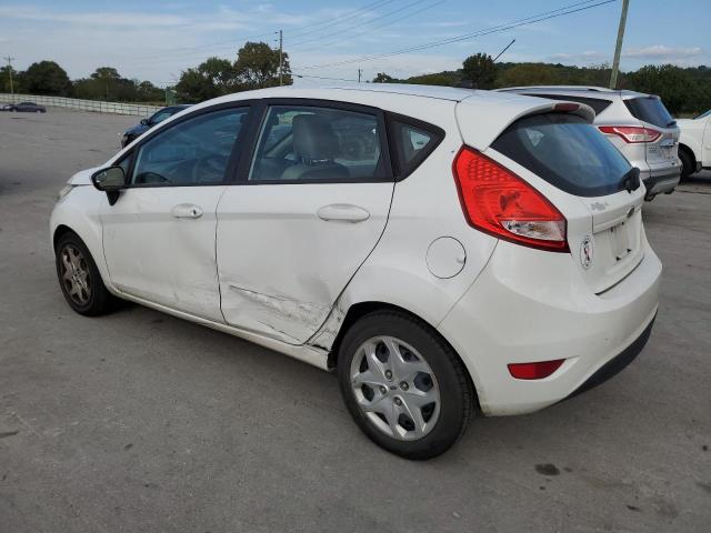 3FADP4TJ4DM215222 - 2013 FORD FIESTA S WHITE photo 2