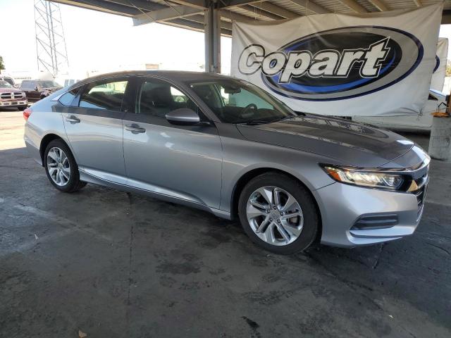 1HGCV1F14KA167741 - 2019 HONDA ACCORD LX 银色 照片 4