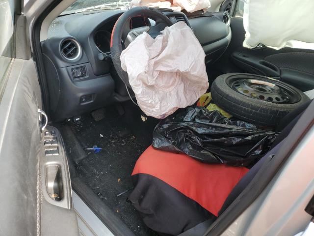 3N1CN7AP1JK402805 - 2018 NISSAN VERSA S ვერცხლისფერი ფოტო 8