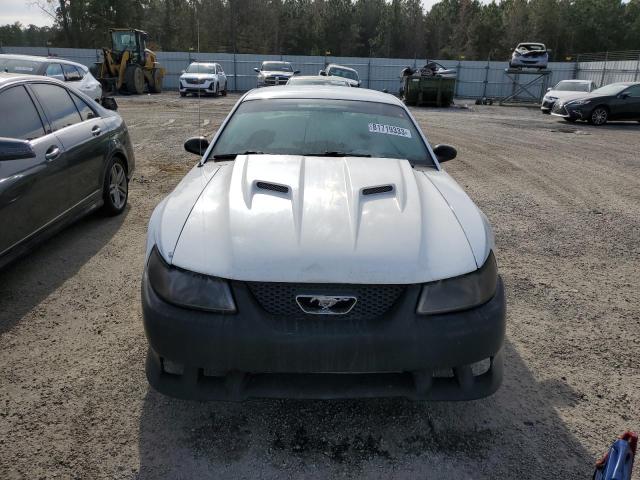 1FAFP42X13F356665 - 2003 FORD MUSTANG GT WHITE photo 5