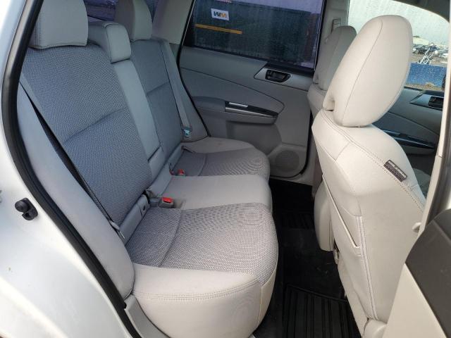 JF2SHABC9DG446032 - 2013 SUBARU FORESTER 2.5X أبيض صورة 11