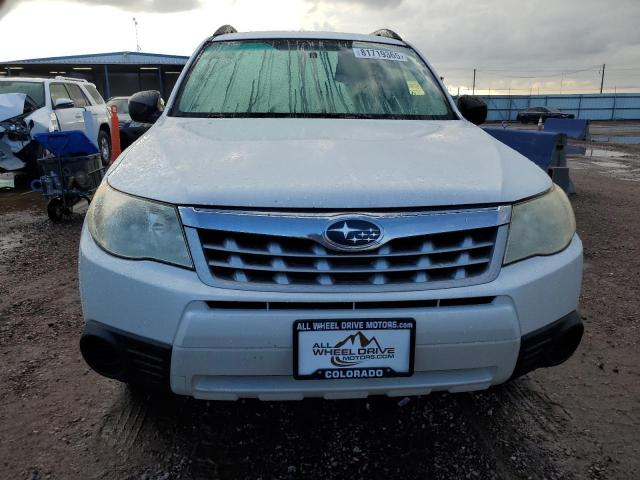 JF2SHABC9DG446032 - 2013 SUBARU FORESTER 2.5X أبيض صورة 5