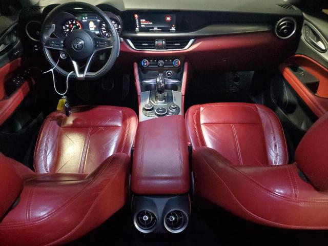 ZASFAKPN0J7B82996 - 2018 ALFA ROMEO STELVIO SPORT Schwarz Foto 8