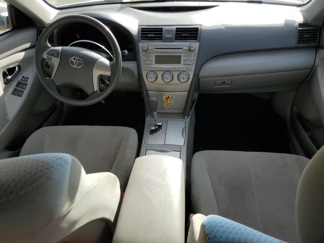 4T4BF3EK8BR117972 - 2011 TOYOTA CAMRY BASE Srebrny zdjęcie 8