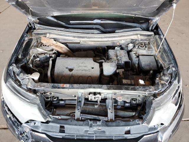 JA4AD3A39GZ033355 - 2016 MITSUBISHI OUTLANDER SE 黑色 照片 12