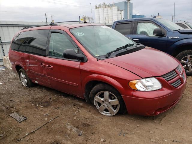 2D4GP44L26R625703 - 2006 DODGE CARAVAN SXT RED photo 4