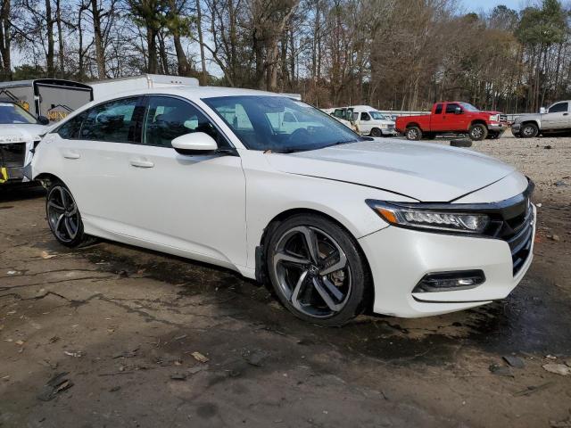 1HGCV1F37KA121337 - 2019 HONDA ACCORD SPORT WHITE photo 4