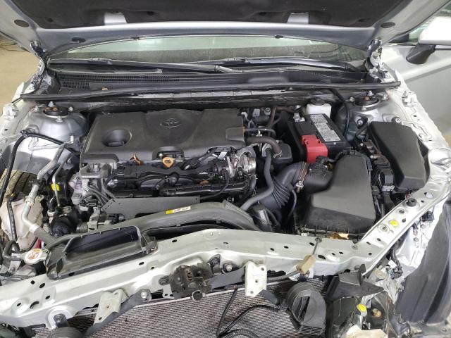 4T1C11AK1RU192787 - 2024 TOYOTA CAMRY LE 银色 照片 11