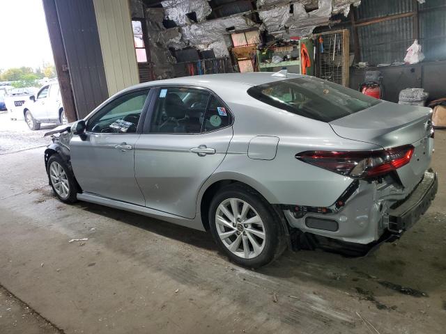 4T1C11AK1RU192787 - 2024 TOYOTA CAMRY LE 银色 照片 2
