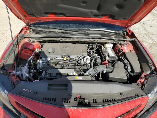 4T1G11AK7RU220304 - 2024 TOYOTA CAMRY SE NIGHT SHADE RED photo 11