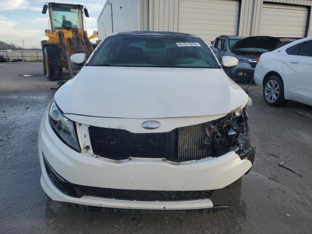 5XXGR4A64DG100797 - 2013 KIA OPTIMA SX WHITE photo 5