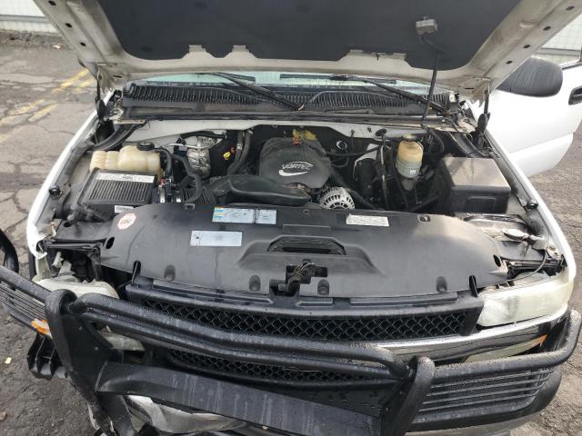 1GBHC24UX2E195912 - 2002 CHEVROLET SILVERADO C2500 HEAVY DUTY WHITE photo 11