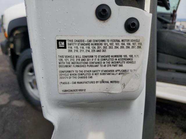 1GBHC24UX2E195912 - 2002 CHEVROLET SILVERADO C2500 HEAVY DUTY WHITE photo 12