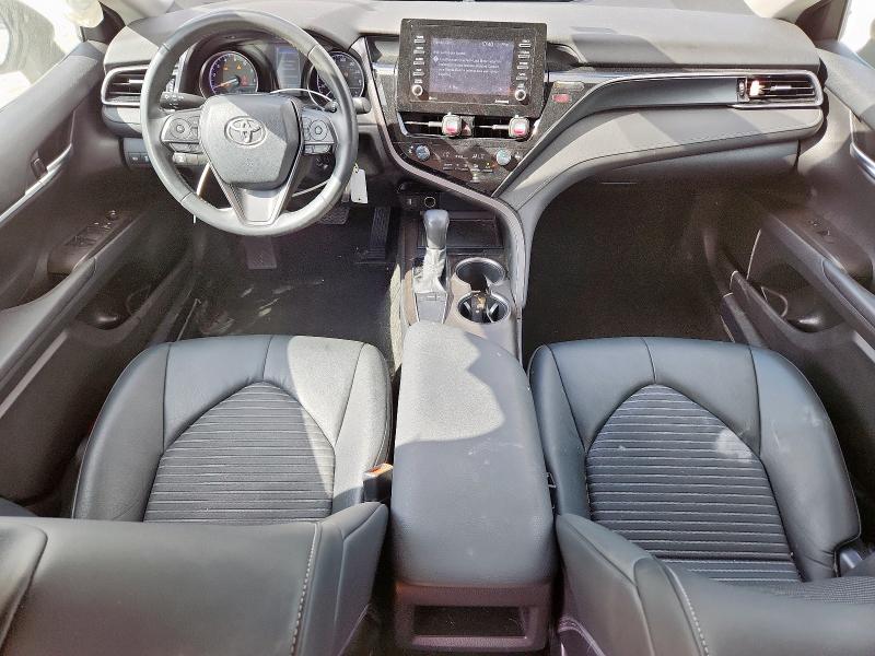 4T1G11AK6PU749787 - 2023 TOYOTA CAMRY SE NIGHT SHADE SILVER photo 8