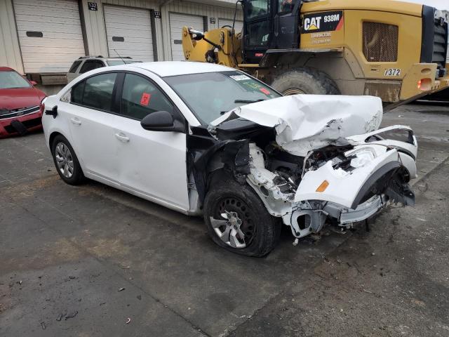 1G1PA5SH8F7278827 - 2015 CHEVROLET CRUZE LS WHITE photo 4