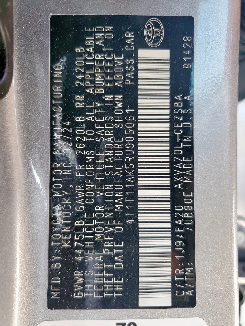 4T1T11AK5RU905061 - 2024 TOYOTA CAMRY SE NIGHT SHADE SILVER photo 13