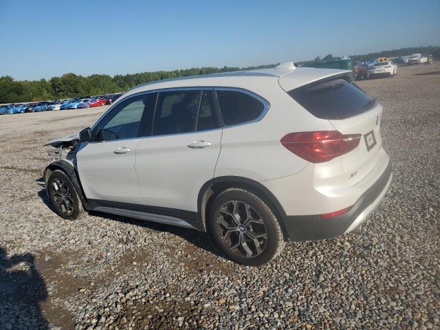 WBXJG9C00M5T75687 - 2021 BMW X1 XDRIVE28I WHITE photo 2