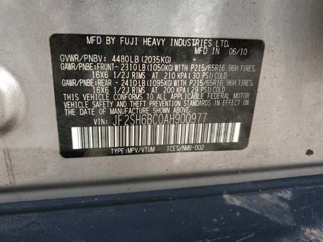 JF2SH6BC0AH900977 - 2010 SUBARU FORESTER XS Silber Foto 12