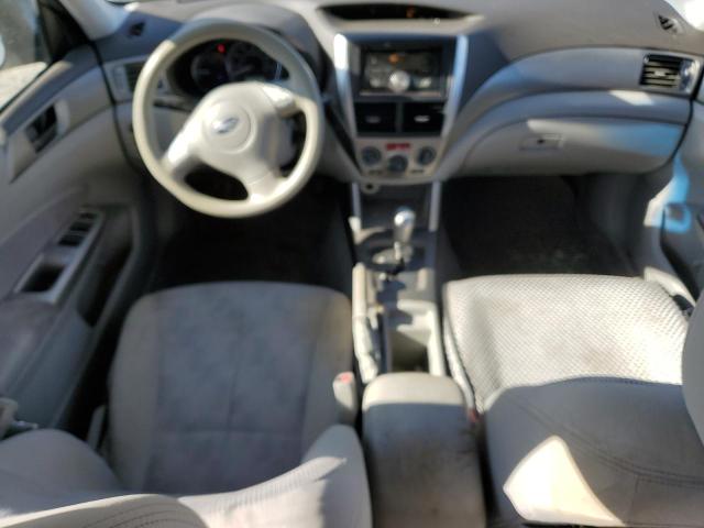JF2SH6BC0AH900977 - 2010 SUBARU FORESTER XS Silber Foto 8