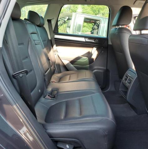 WVGFF9BP8BD002903 - 2011 VOLKSWAGEN TOUAREG V6 石墨色 照片 11