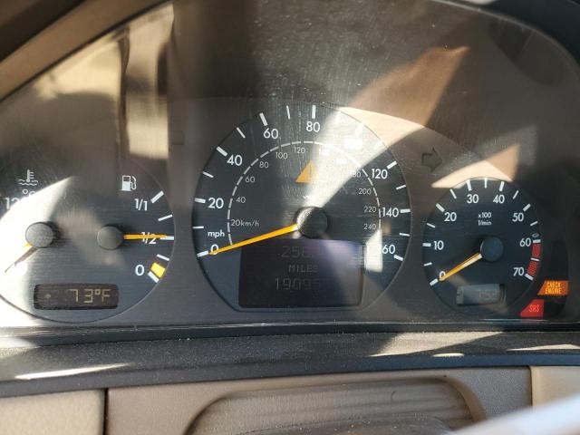 WDBJF65J7YB019974 - 2000 MERCEDES-BENZ E 320 金色 照片 9