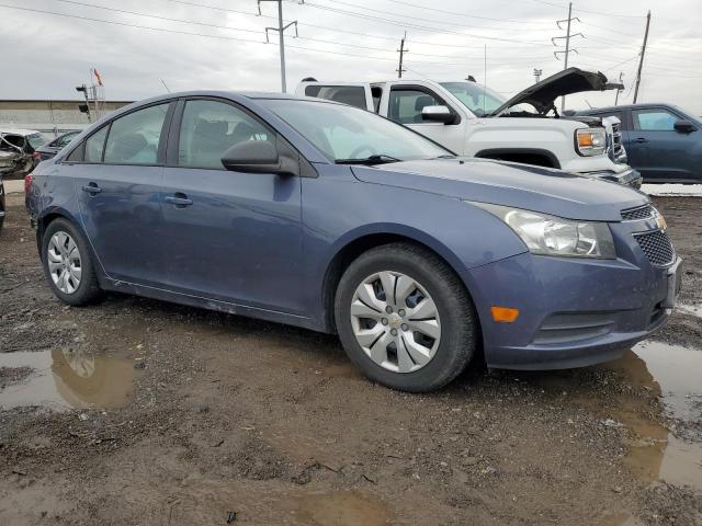 1G1PA5SG8D7141326 - 2013 CHEVROLET CRUZE LS BLUE photo 4