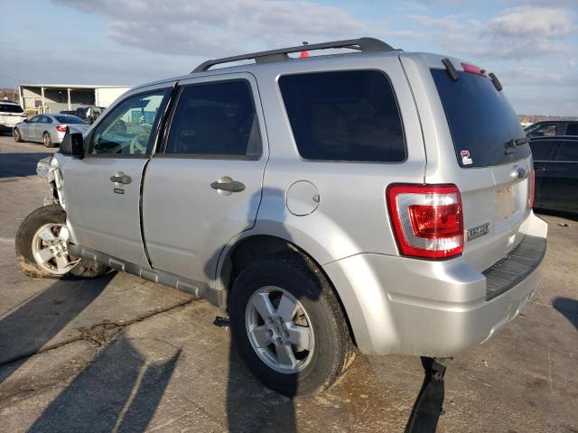 1FMCU0DG6CKC07120 - 2012 FORD ESCAPE XLT SILVER photo 2