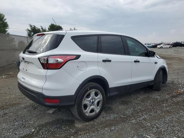 1FMCU0F79JUB54959 - 2018 FORD ESCAPE S თეთრი ფოტო 3