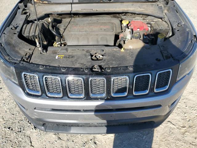 3C4NJDBB2KT592628 - 2019 JEEP COMPASS LATITUDE Silber Foto 11