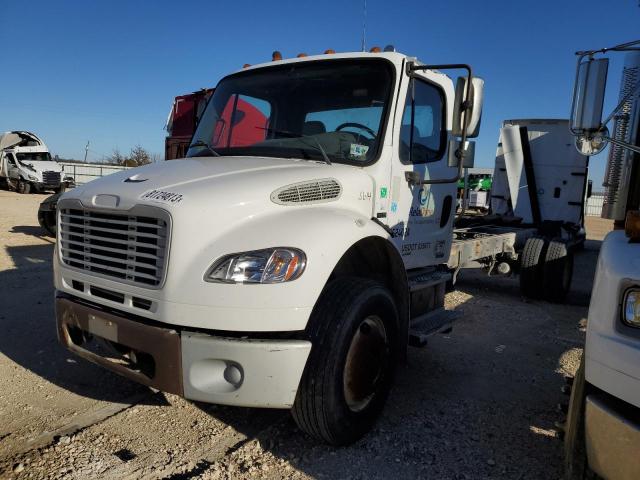 1FVACXDJ65DN62402 - 2005 FREIGHTLINER M2 106 MEDIUM DUTY WHITE photo 2