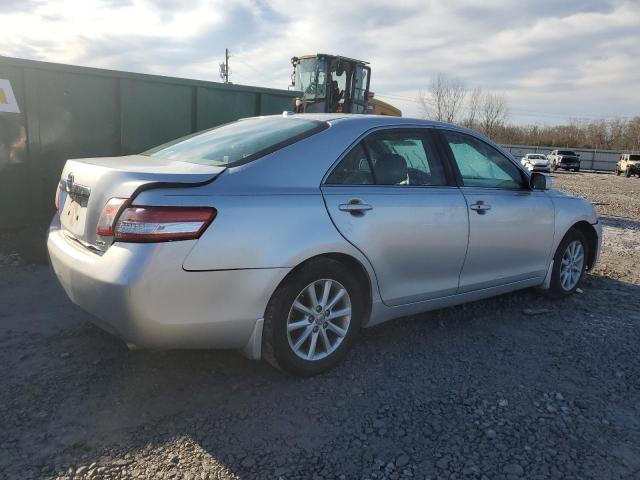 4T1BK3EK7BU626246 - 2011 TOYOTA CAMRY SE SILVER photo 3