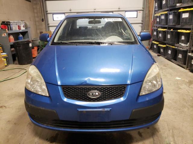 KNADE223696487296 - 2009 KIA RIO BASE BLUE photo 5