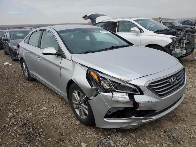 5NPE24AF2HH561941 - 2017 HYUNDAI SONATA SE SILVER photo 4